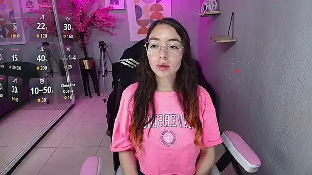 Snapshot of Veronica_miiller chatting on March 4, 7:20 pm Veronica miiller online show from March 4, 7:20 pm