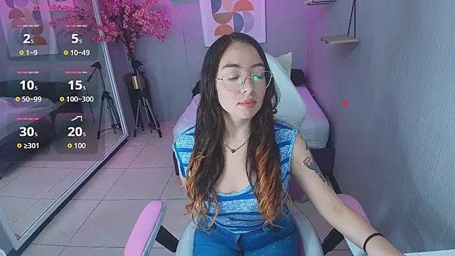 Snapshot of Veronica_miiller chatting on March 19, 7:40 pm Veronica miiller online show from March 19, 7:40 pm