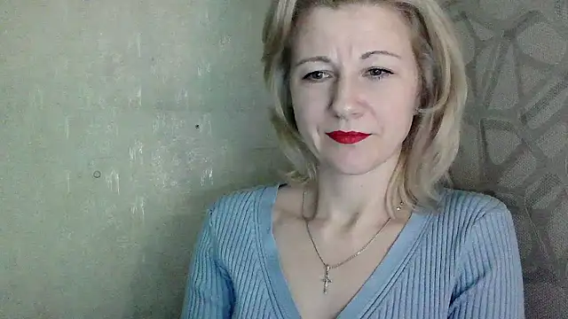 Kitti-Ellison online show from February 11, 8:14 pm