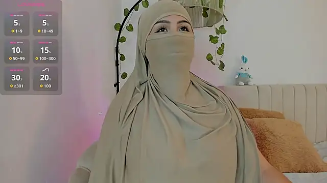  Amirah online show from May 7, 4:01 pm