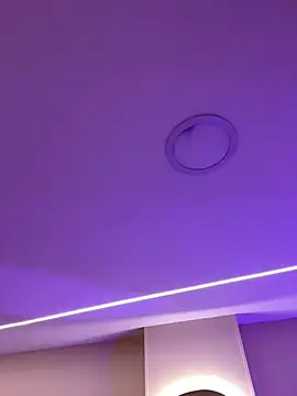 Snapshot of Your_Enyel chatting on January 17, 1:21 am Your Enyel online show from January 17, 1:21 am