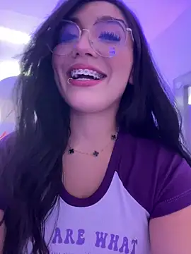 Snapshot of Your_Enyel chatting on February 4, 2:06 am Your Enyel online show from February 4, 2:06 am