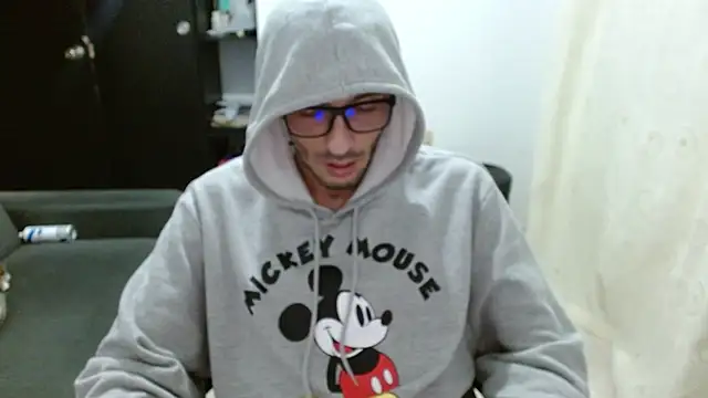maskguy23 online show from July 3, 1:12 am