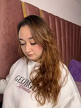 Snapshot of SalomeFlores chatting on March 17, 12:26 am SalomeFlores online show from March 17, 12:26 am