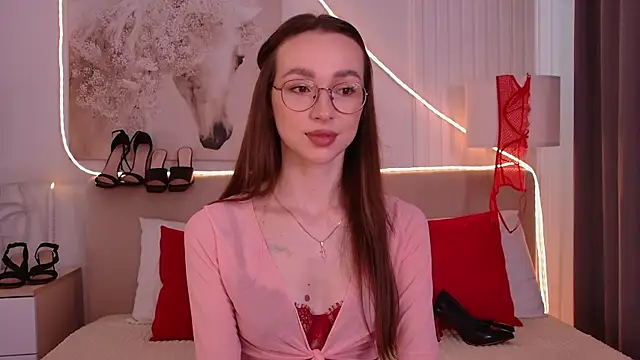 Emily Simon online show from June 18, 6:02 am