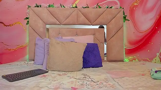 Snapshot of sweet__luna__ chatting on February 27, 10:59 am sweet luna online show from February 27, 10:59 am