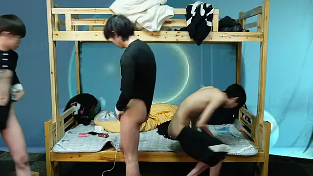 xiaohuangren01 online show from January 14, 9:26 am