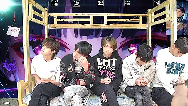 xiaohuangren01 online show from March 23, 1:20 am