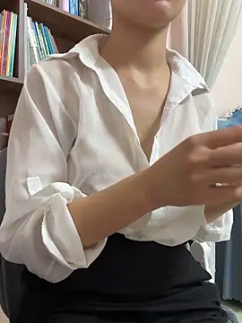Snapshot of Mika-Spa21 chatting on June 7, 5:11 am Mika-Spa21 online show from June 7, 5:11 am