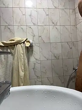 luvis69couple online show from July 3, 10:05 pm