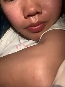 Snapshot of Suny-sexy chatting on February 10, 12:26 am Suny-sexy online show from February 10, 12:26 am