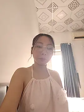 Famrita online show from May 8, 1:11 am
