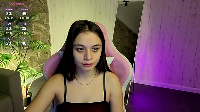 Snapshot of Kim_Bless chatting on February 13, 1:01 am Kim Bless online show from February 13, 1:01 am