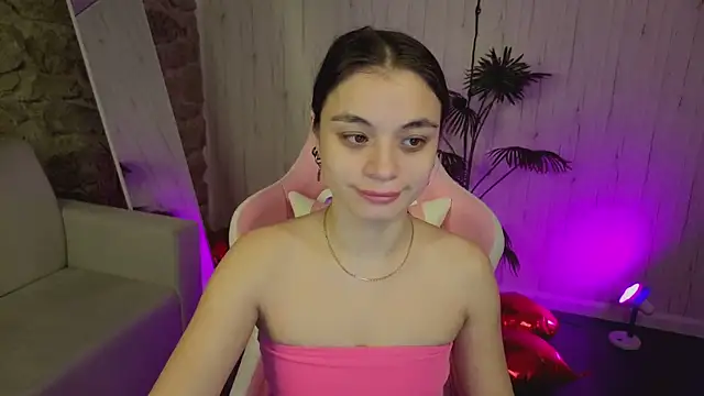 Snapshot of Kim_Bless chatting on February 28, 12:55 am Kim Bless online show from February 28, 12:55 am