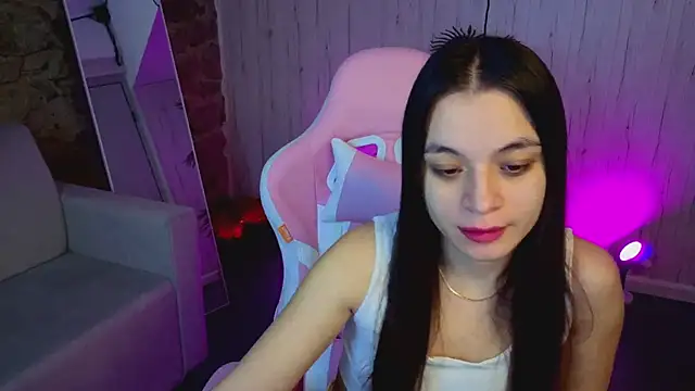 Snapshot of Kim_Bless chatting on March 5, 1:45 am Kim Bless online show from March 5, 1:45 am