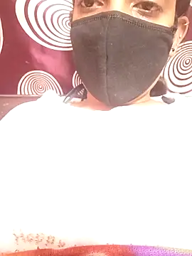 priyasharma899 online show from February 4, 7:20 pm