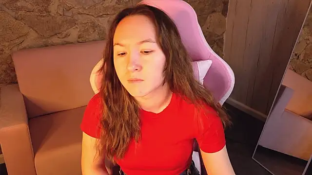 Snapshot of SindieStorm chatting on February 13, 1:34 am SindieStorm online show from February 13, 1:34 am