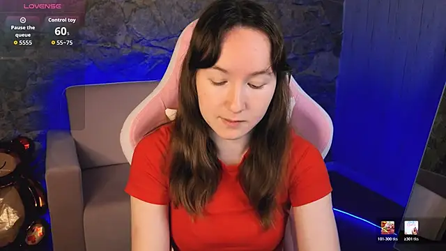 Snapshot of SindieStorm chatting on March 20, 1:54 am SindieStorm online show from March 20, 1:54 am