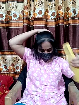 Red-Bird2 online show from February 19, 2:51 am