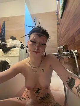 demonLamia online show from March 11, 2:56 pm