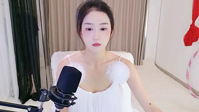 Dancing-Coco12 online show from March 15, 4:40 am