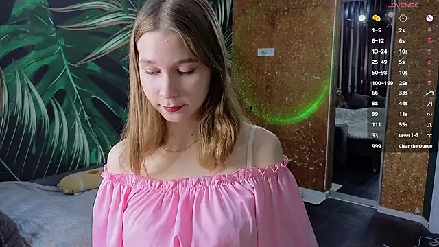 vickky shy online show from March 6, 6:15 pm