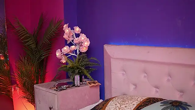 AriellaKitty online show from March 31, 4:40 pm