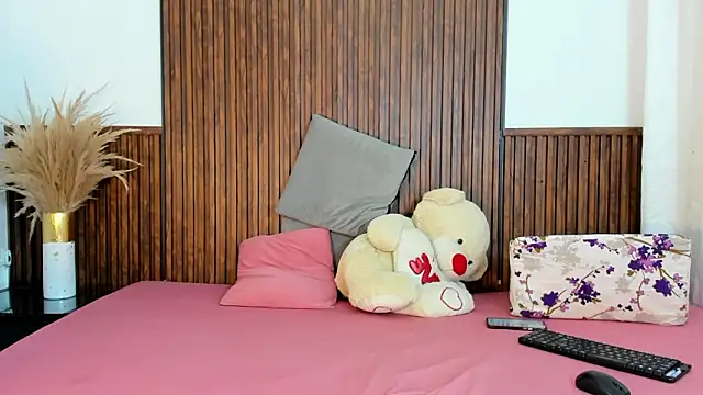 kaly honey online show from March 21, 5:56 am