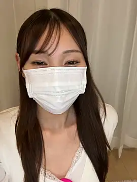 Snapshot of Miwa__15 chatting on March 6, 1:07 pm Miwa 15 online show from March 6, 1:07 pm