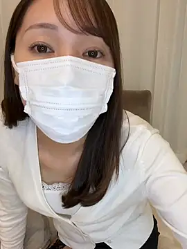 Snapshot of Miwa__15 chatting on April 2, 2:31 am Miwa 15 online show from April 2, 2:31 am