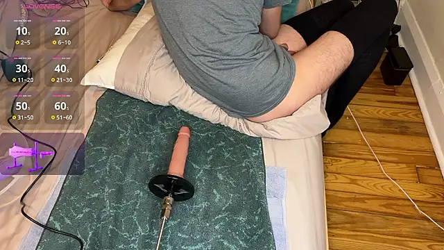 Snapshot of Nastyknave chatting on March 7, 3:47 am Nastyknave online show from March 7, 3:47 am