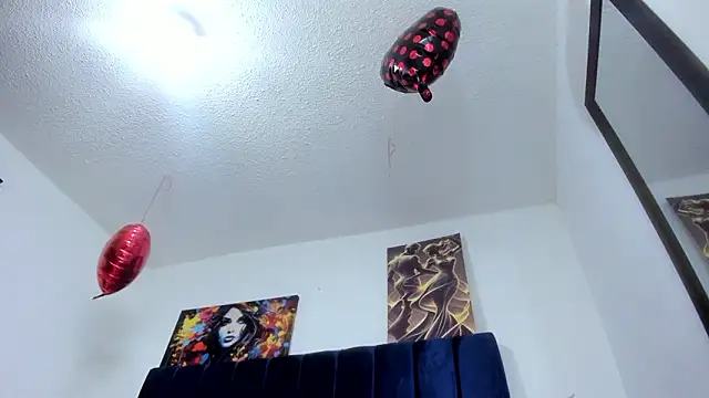 Bombom brown1 online show from February 13, 8:05 pm