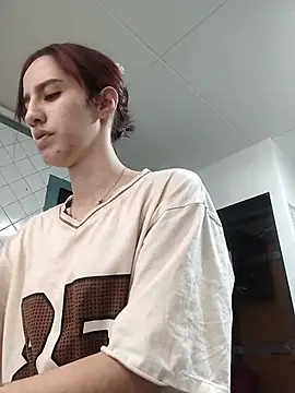 elodie rouge online show from April 27, 6:28 pm