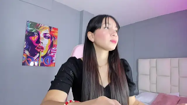 Sofia  Salazar online show from February 8, 11:46 am