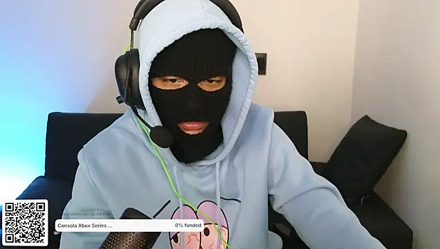 Snapshot of cash_master888 chatting on February 12, 3:18 pm cash master888 online show from February 12, 3:18 pm