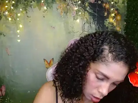 rosa skinny online show from May 7, 8:25 pm