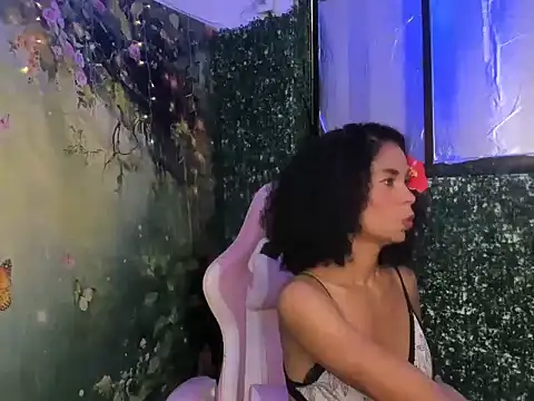 rosa skinny online show from May 8, 8:25 pm