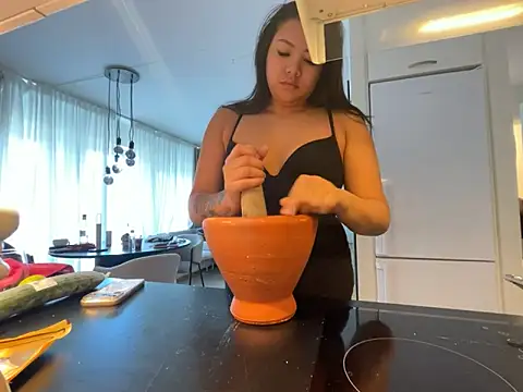 TitiTinyThai online show from March 29, 11:54 am