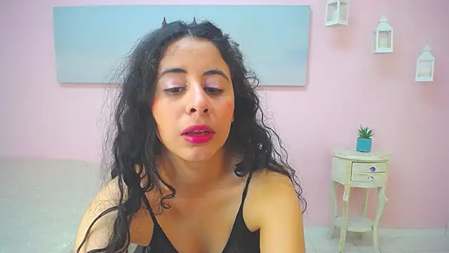 scarlett clyde online show from February 7, 12:09 pm