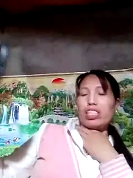 Gummiesu online show from May 9, 1:49 pm