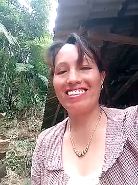 Gummiesu online show from May 15, 1:56 am
