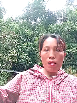 Gummiesu online show from May 18, 2:18 am