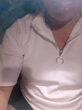 Gummiesu online show from June 26, 1:32 am