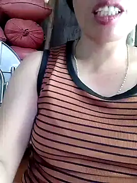 Gummiesu online show from July 3, 9:48 am