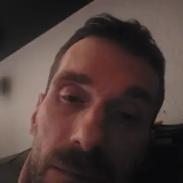 Snapshot of BlnAktivGay chatting on January 18, 1:20 am BlnAktivGay online show from January 18, 1:20 am