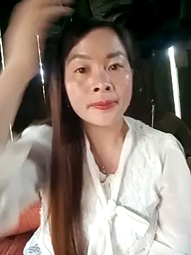 Bling sexy online show from May 10, 1:22 am