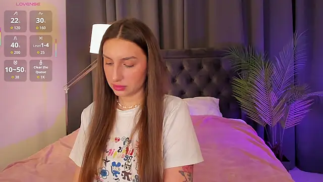Celine Coello online show from May 11, 8:39 pm