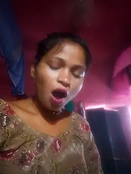 Snapshot of Jyoti_rathor chatting on July 10, 2:27 am Jyoti rathor online show from July 10, 2:27 am