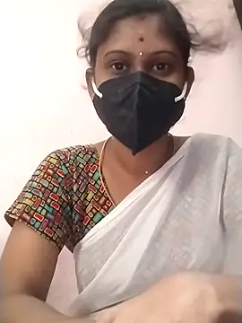 Snapshot of Tamil_Nathiya1 chatting on February 5, 8:52 am Tamil Nathiya1 online show from February 5, 8:52 am