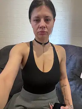 AlisRoxy online show from March 9, 9:35 am